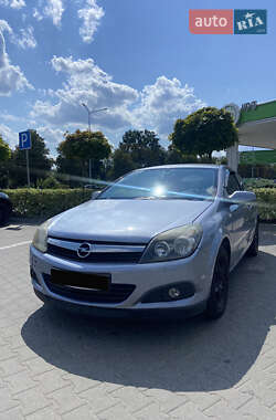 Купе Opel Astra 2007 в Дніпрі