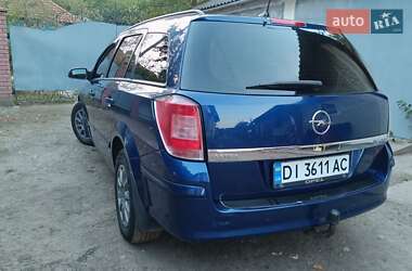 Универсал Opel Astra 2009 в 