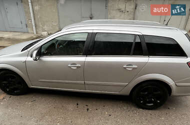 Универсал Opel Astra 2008 в 