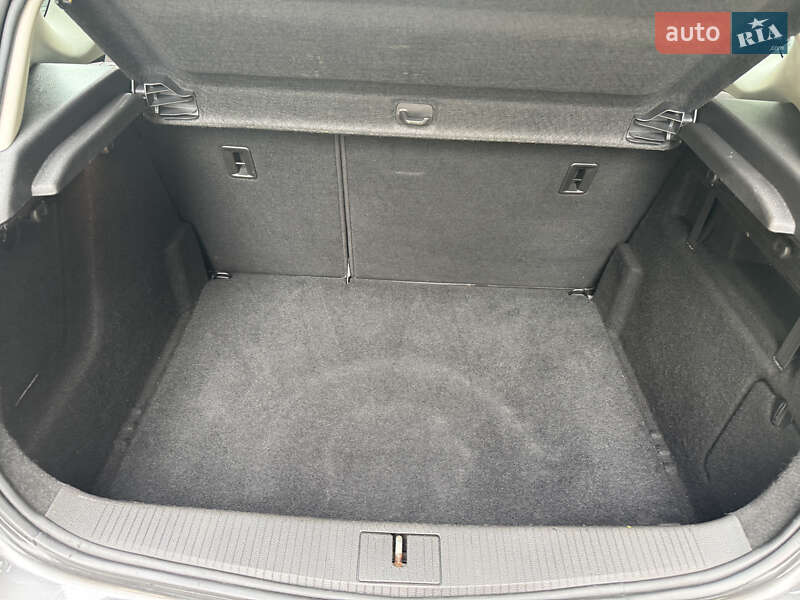 Хэтчбек Opel Astra 2010 в Умани