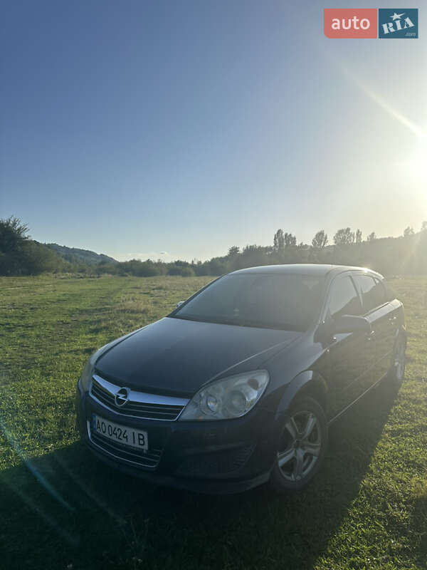 Opel Astra 2007