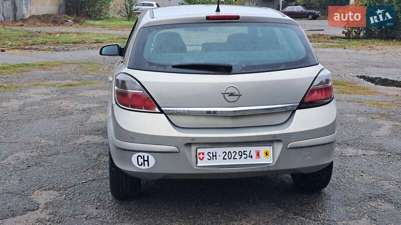 Хэтчбек Opel Astra 2008 в Умани