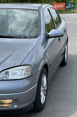 Седан Opel Astra 2008 в Виннице