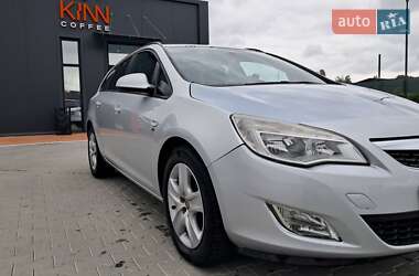Універсал Opel Astra 2012 в Вінниці