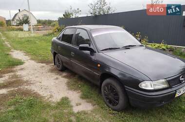 Седан Opel Astra 1994 в 