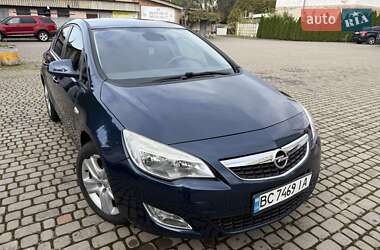 Хетчбек Opel Astra 2010 в Шептицькому
