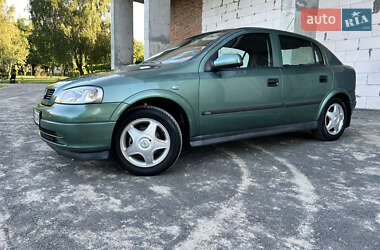Хэтчбек Opel Astra 1999 в 