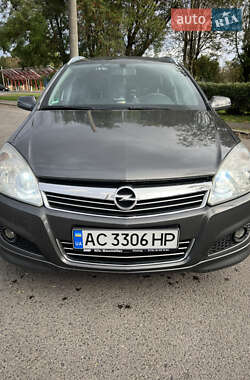 Универсал Opel Astra 2008 в Луцке