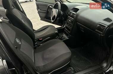 Седан Opel Astra 2008 в 