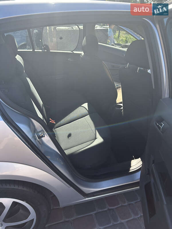 Хетчбек Opel Astra 2012 в Борисполі