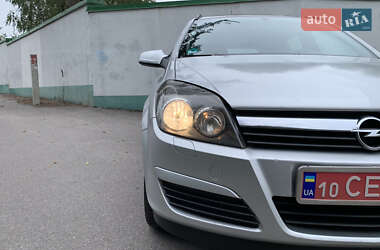 Универсал Opel Astra 2005 в 