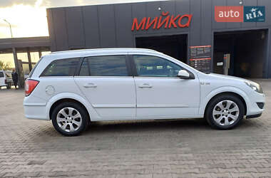 Универсал Opel Astra 2008 в 
