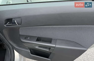 Универсал Opel Astra 2006 в 
