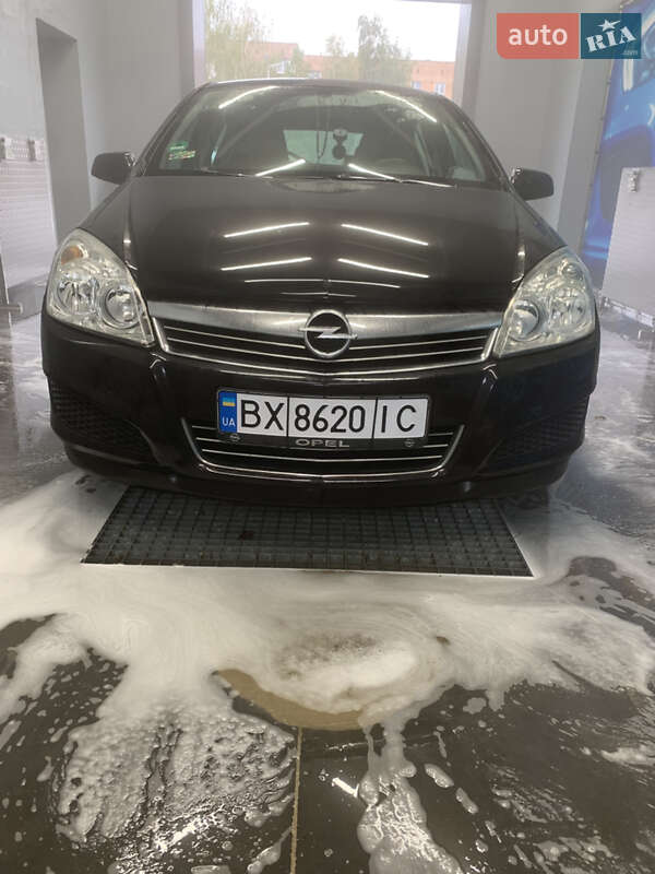 Хетчбек Opel Astra 2007 в Кам'янець-Подільському фото 3 Хетчбек Opel Astra 2007 в Кам'янець-Подільському
