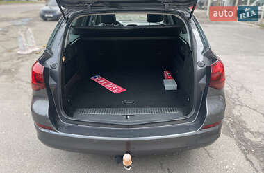 Универсал Opel Astra 2011 в 