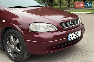 Седан Opel Astra 2008 в 