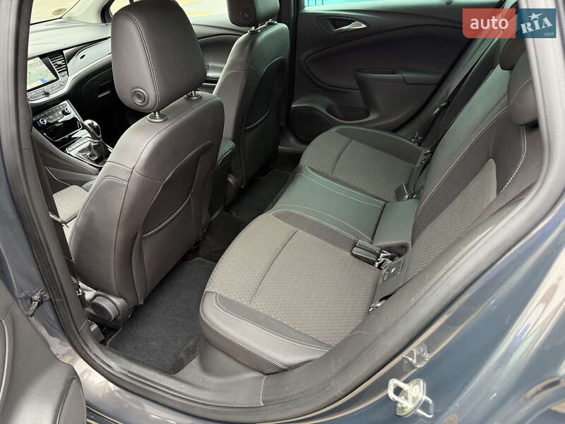 Универсал Opel Astra 2016 в Виннице