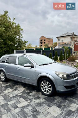 Универсал Opel Astra 2005 в 