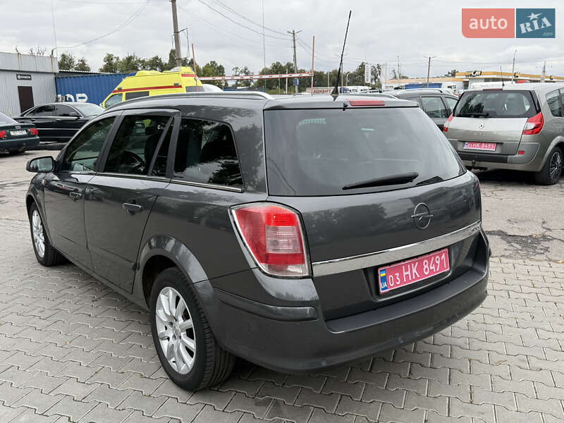 Универсал Opel Astra 2009 в Виннице