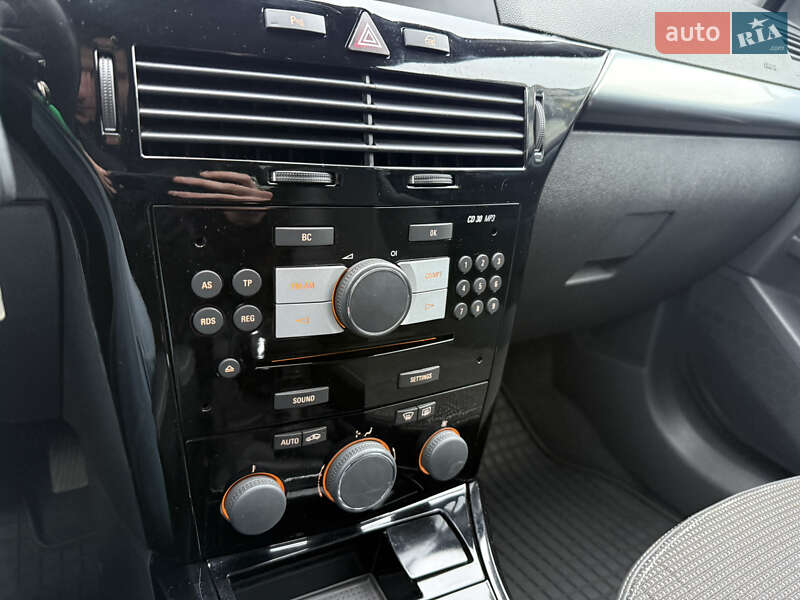 Универсал Opel Astra 2009 в Виннице