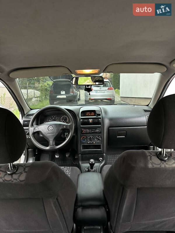 Универсал Opel Astra 1999 в Львове
