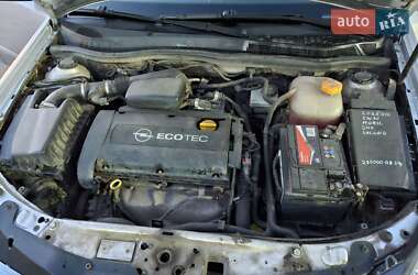 Универсал Opel Astra 2006 в 