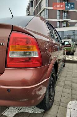Седан Opel Astra 2001 в 