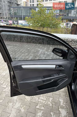 Универсал Opel Astra 2009 в 