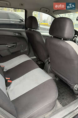 Универсал Opel Astra 2009 в 