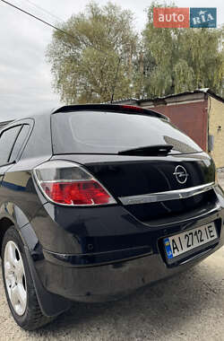 Хэтчбек Opel Astra 2008 в 