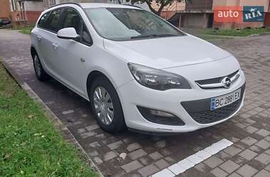 Універсал Opel Astra 2013 в Львові