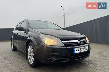 Универсал Opel Astra 2005 в 