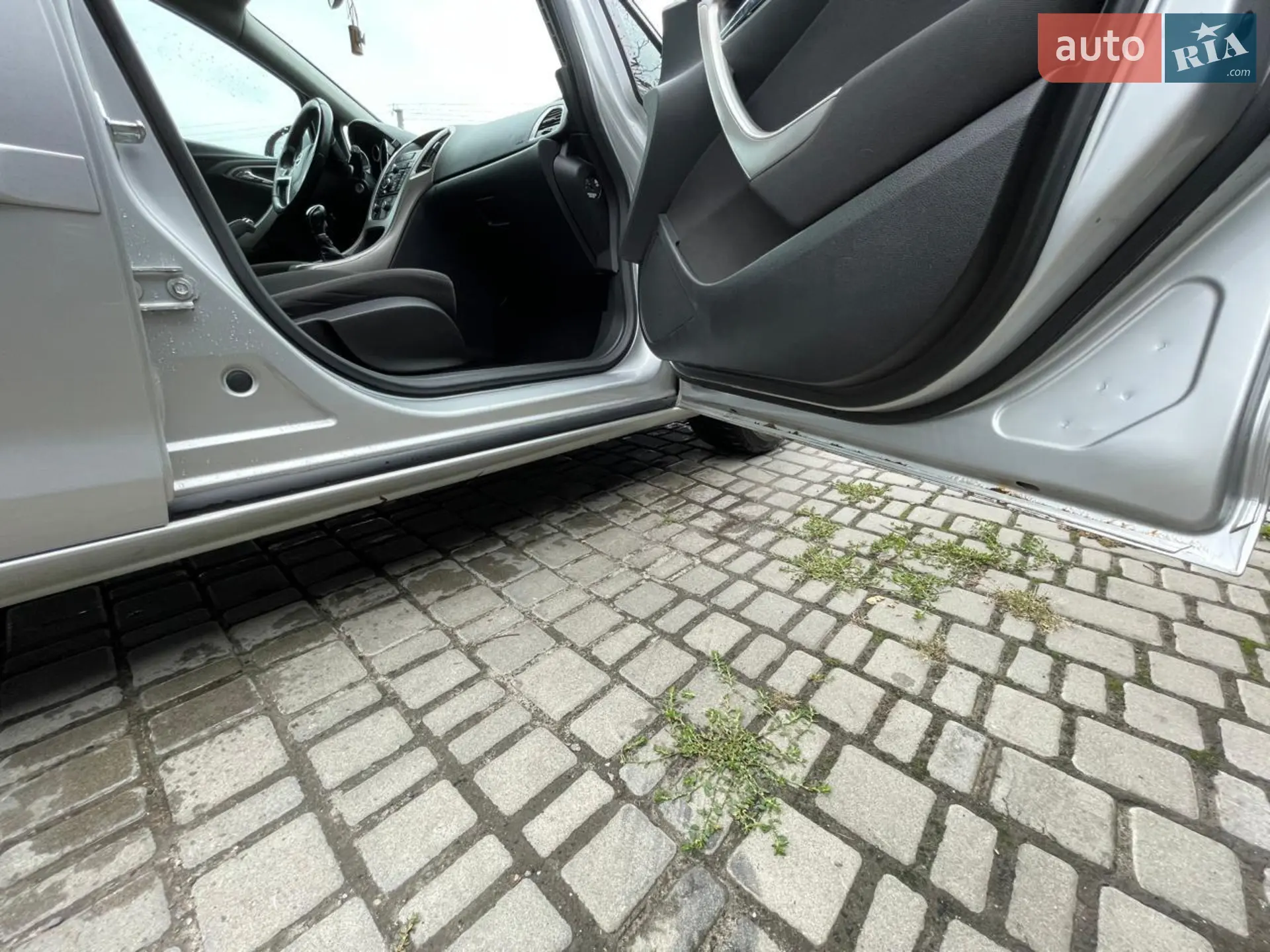 2011 Opel Astra - мініатюра 28