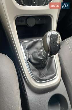 Универсал Opel Astra 2011 в 