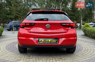 Хэтчбек Opel Astra 2016 в 