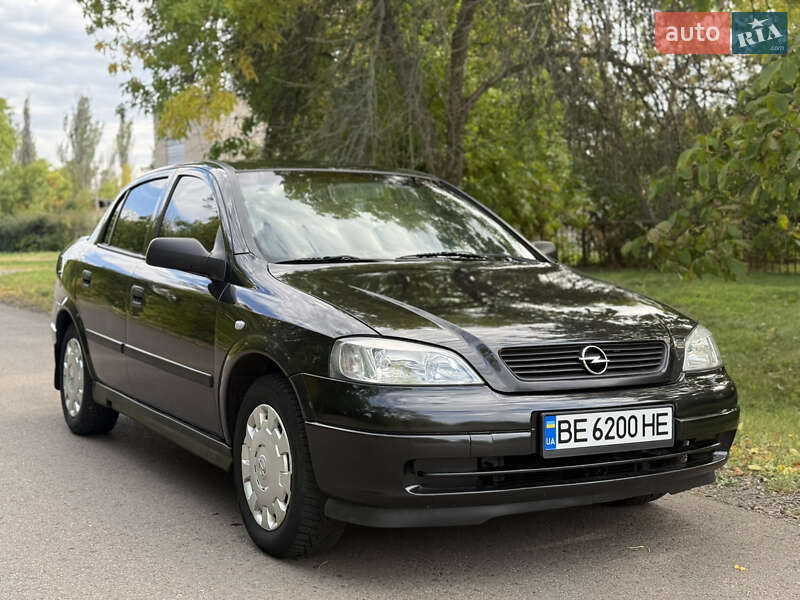 Седан Opel Astra 2007 в 