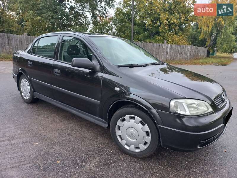 Седан Opel Astra 2008 в 