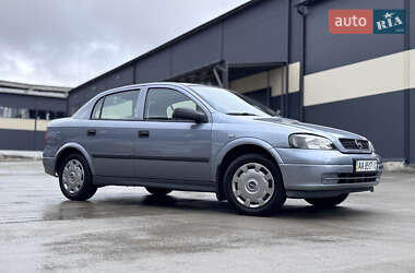Седан Opel Astra 2009 в 
