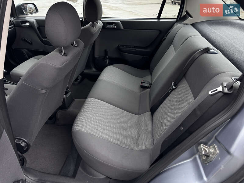 Седан Opel Astra 2009 в Киеве