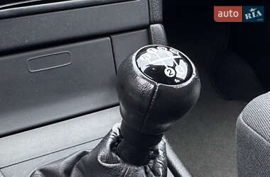 Седан Opel Astra 2009 в 