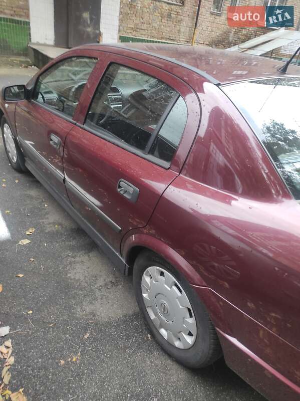 Седан Opel Astra 2007 в Сумах