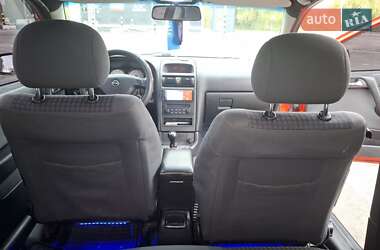 Купе Opel Astra 2003 в  фото 14 Купе Opel Astra 2003 в