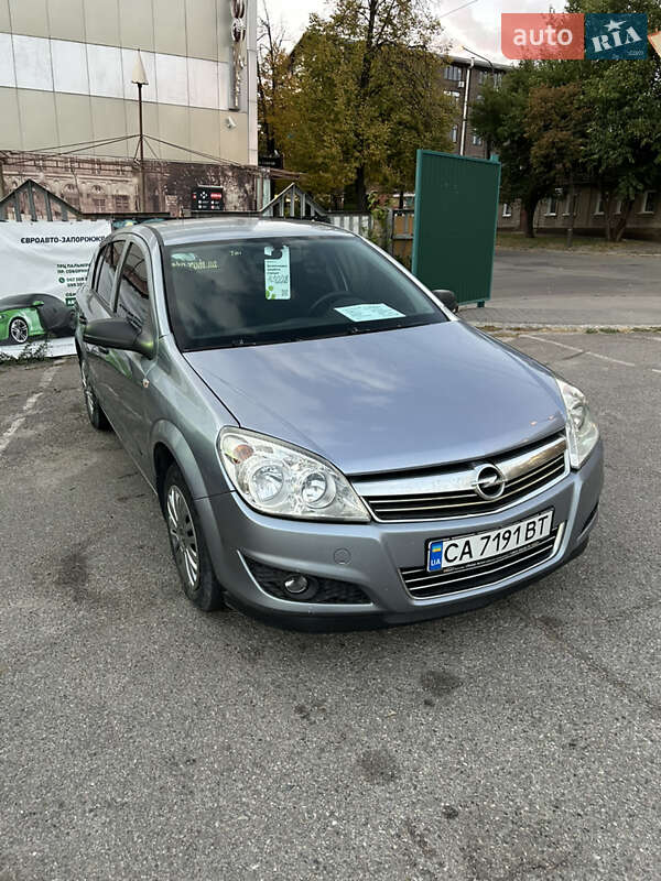 Opel Astra 2008