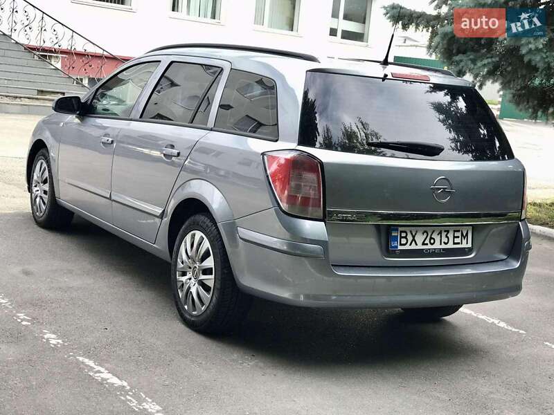 Универсал Opel Astra 2005 в Хмельницком