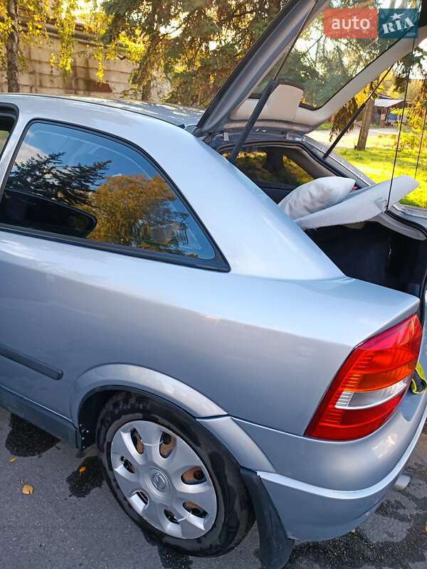 Хэтчбек Opel Astra 2002 в Харькове