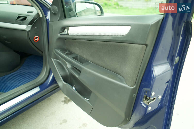 Универсал Opel Astra 2005 в Чернигове фото 16 Универсал Opel Astra 2005 в Чернигове