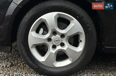 Хетчбек Opel Astra 2004 в  фото 51 Хетчбек Opel Astra 2004 в