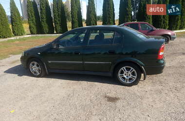 Седан Opel Astra 2000 в 