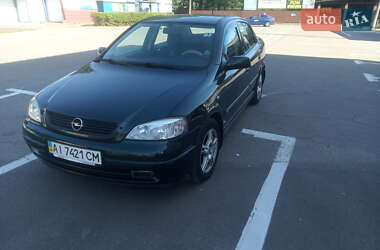 Седан Opel Astra 2000 в 