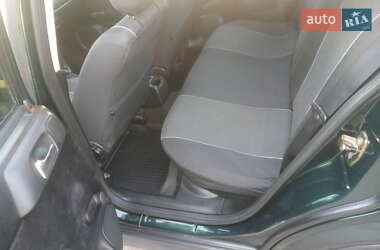 Седан Opel Astra 2000 в 